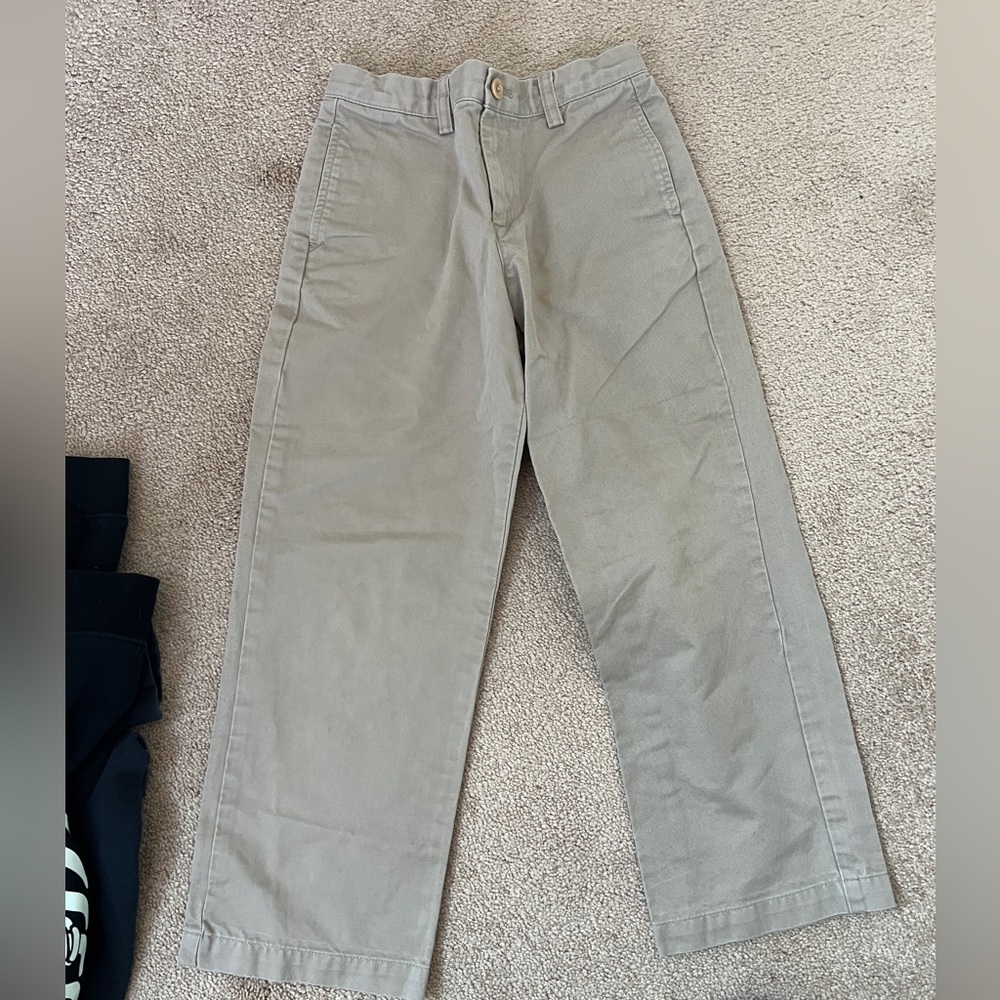 Boys vineyard vines pants